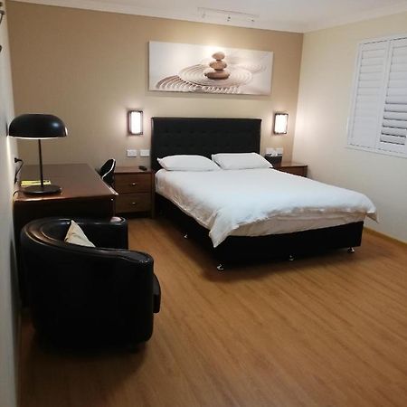 Bha Hotel Пърт Екстериор снимка